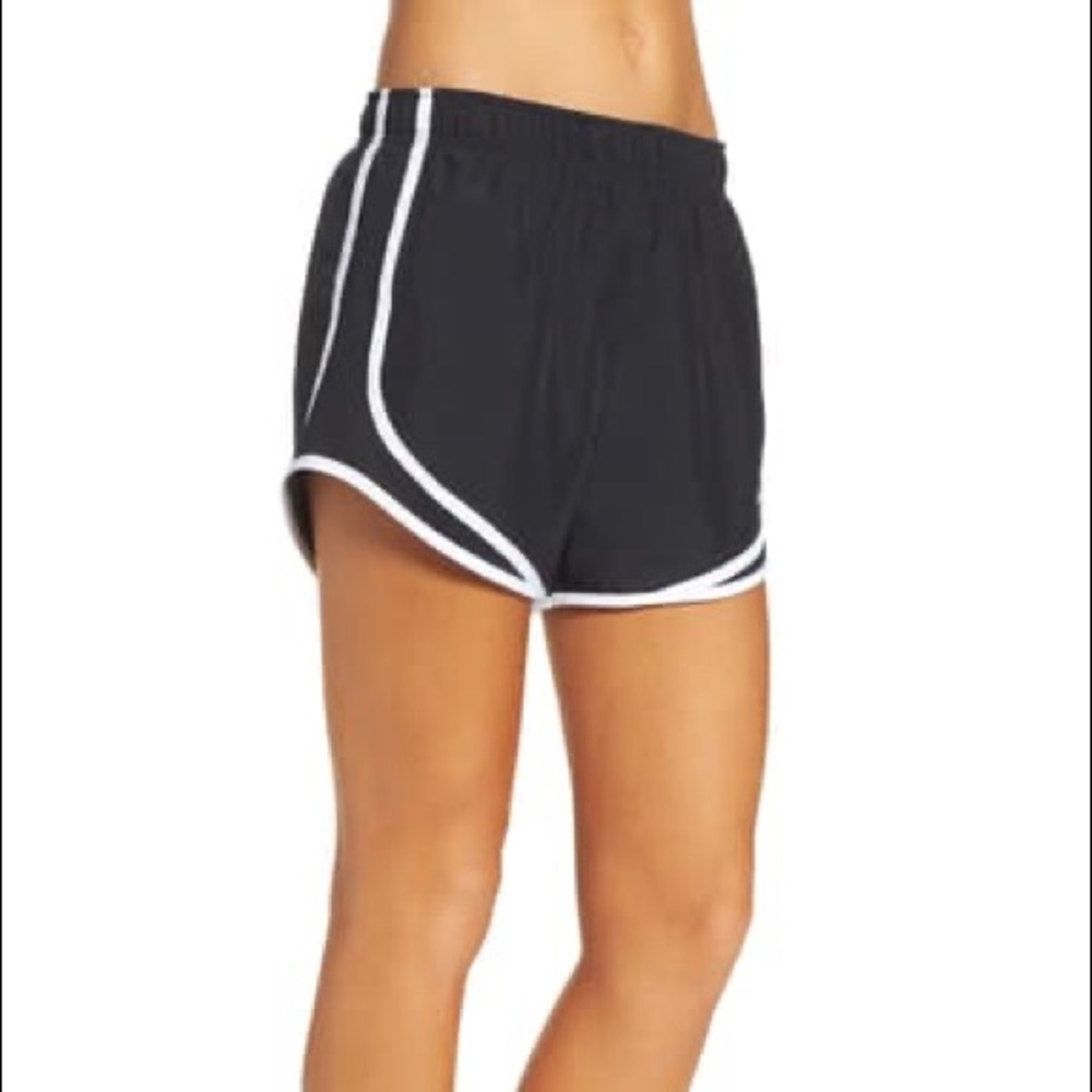 Nike Dri-Fit Tempo Shorts - Picture 4 of 6